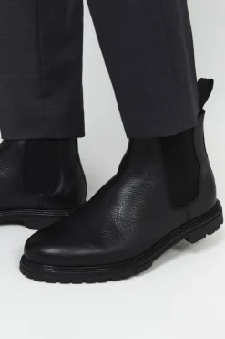 MACormac Stiefel
