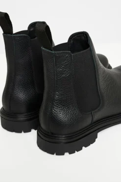 MACormac Stiefel