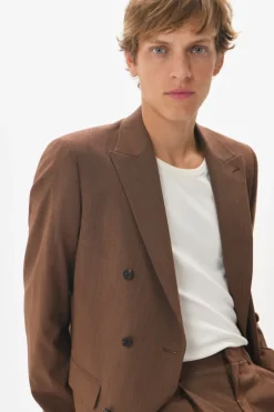 MAgaret Wollblazer