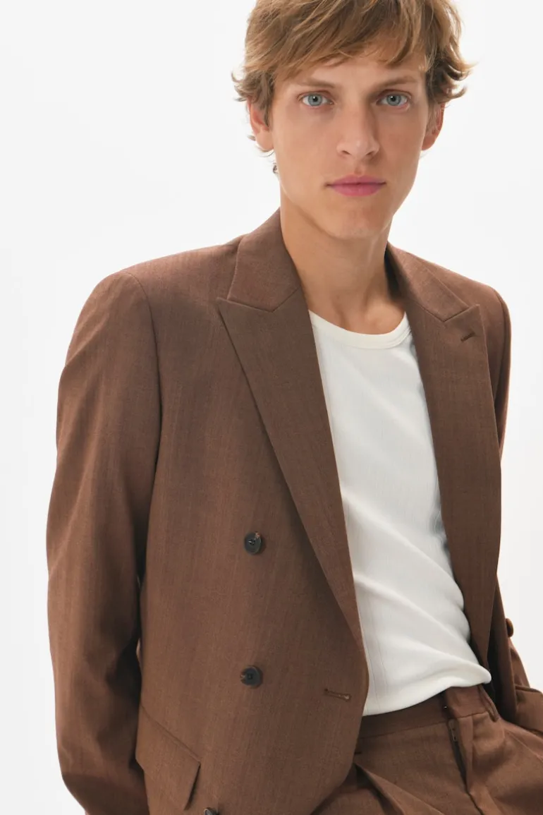MAgaret Wollblazer