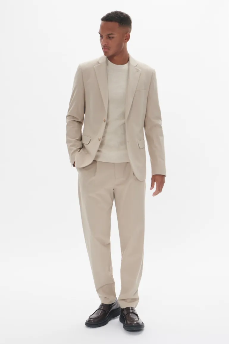 MAgeorge Blazer