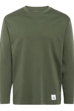 MAHason T-shirt