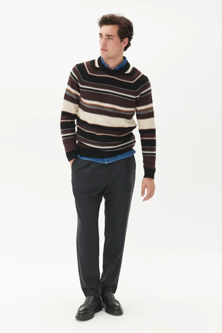 MAjobo Pullover