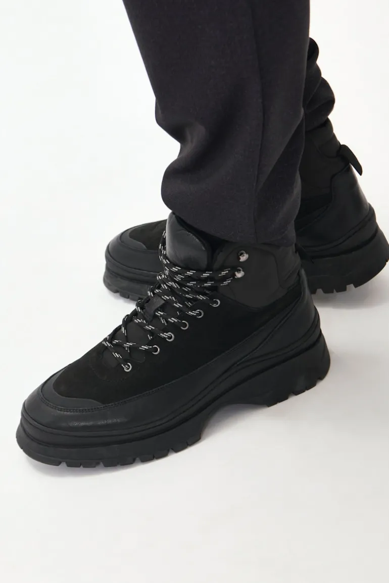 MAOsmar Stiefel