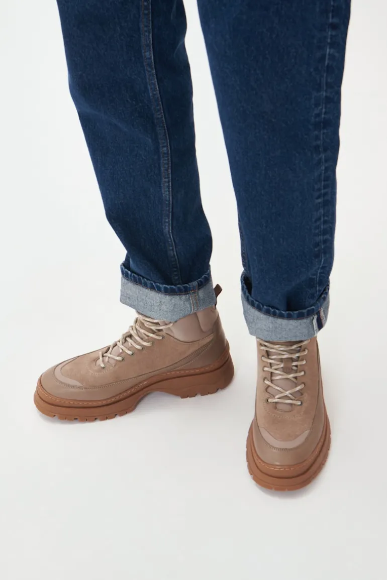 MAOsmar Stiefel