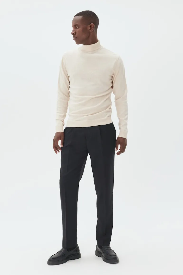 MAparcusman Pullover