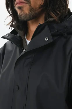 MARainy Mantel